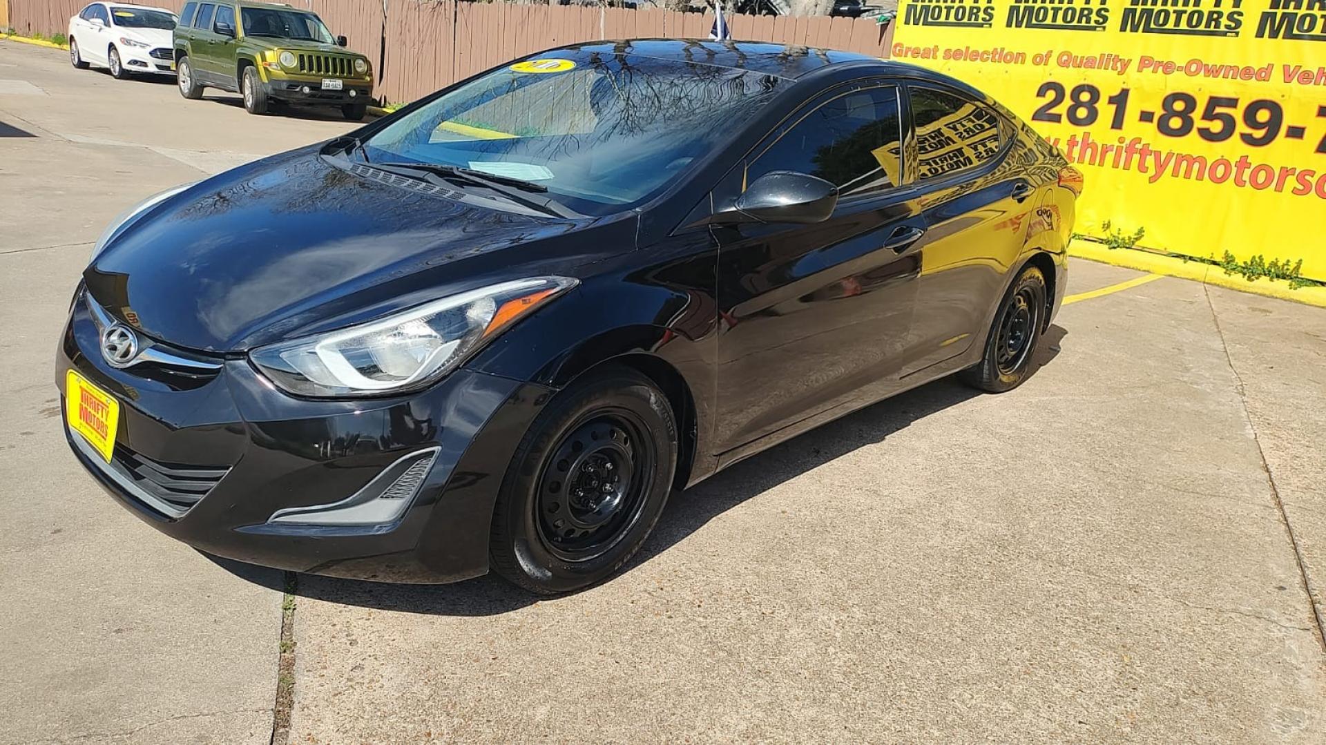 2016 Hyundai Elantra (5NPDH4AE4GH) , located at 16710 Clay Rd., Houston, TX, 77084, (281) 859-7900, 29.834864, -95.656166 - Photo#3